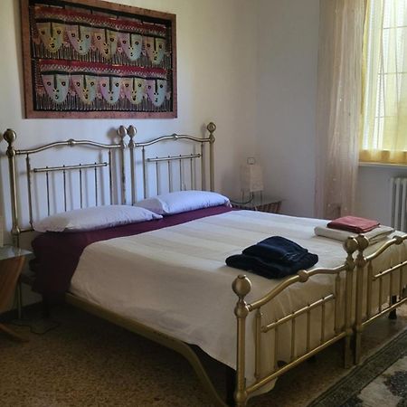 La Casa Di Lucia: Grande Appartamento Con Balcone Brescia Buitenkant foto