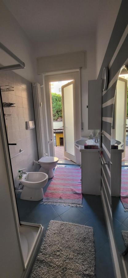 La Casa Di Lucia: Grande Appartamento Con Balcone Brescia Buitenkant foto